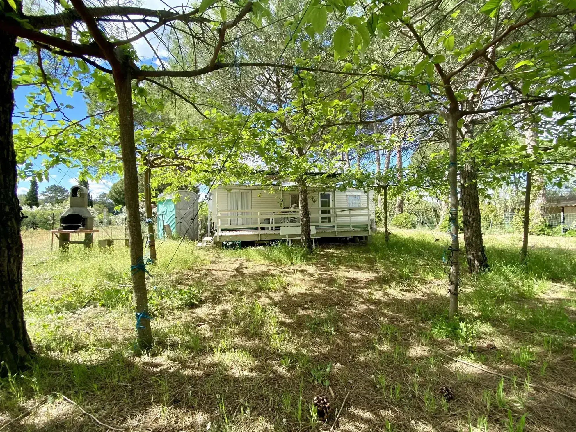 Terrain de loisir de 1614 m² avec 3 mobil-homes à VIAS plage 