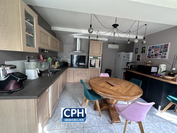 Vente d'une longère de 166 m² avec 4 chambres à Souleuvre en Bocage 
