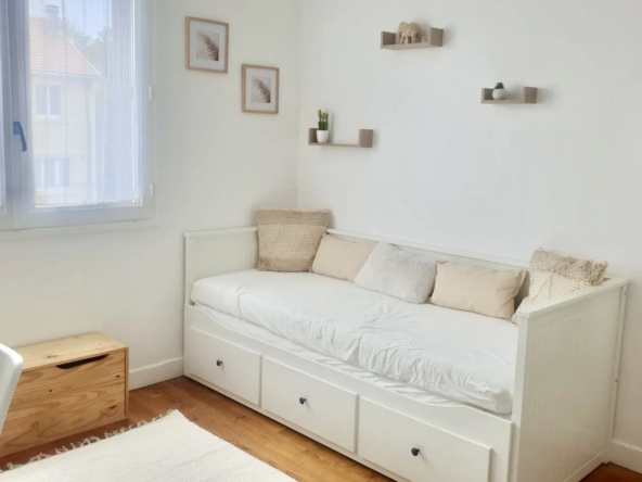 Maison à vendre à Mantes-la-Ville - 5 pièces - 249000€ 