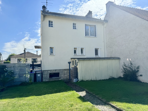Maison à vendre à Mantes-la-Ville - 5 pièces - 249000€ 