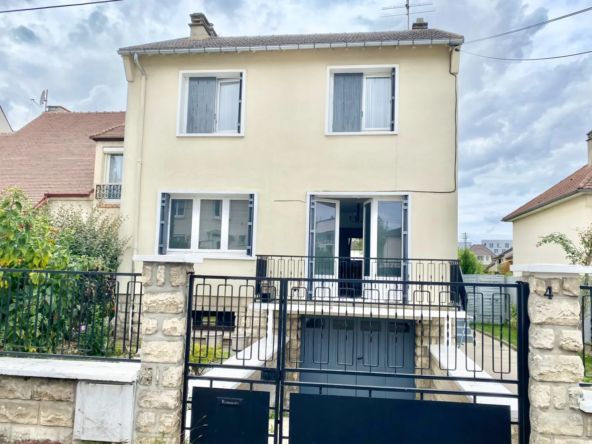 Maison à vendre à Mantes-la-Ville - 5 pièces - 249000€ 