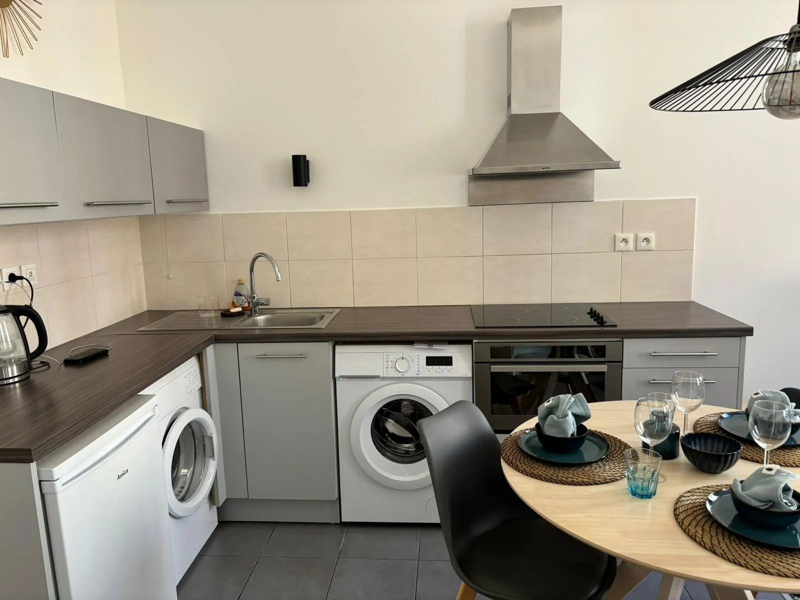 Très beau T2 Joliette climatisé à vendre à Marseille 