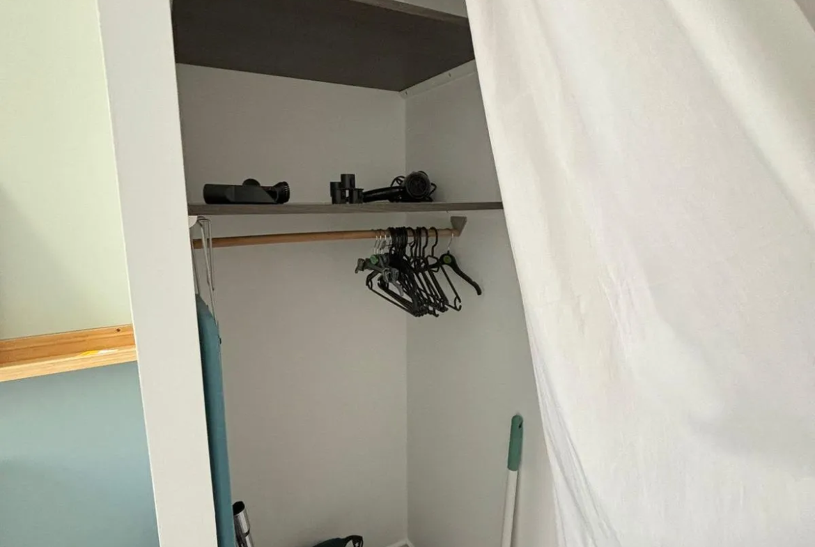 Très beau T2 Joliette climatisé à vendre à Marseille 
