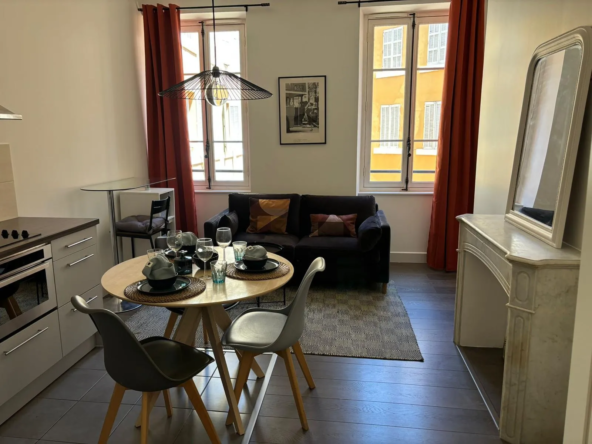 Très beau T2 Joliette climatisé à vendre à Marseille