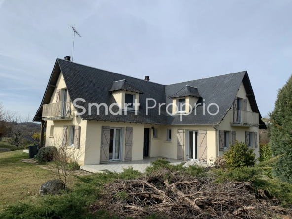 Maison à vendre 160 m² - 4 chambres - 3 garages à 19460