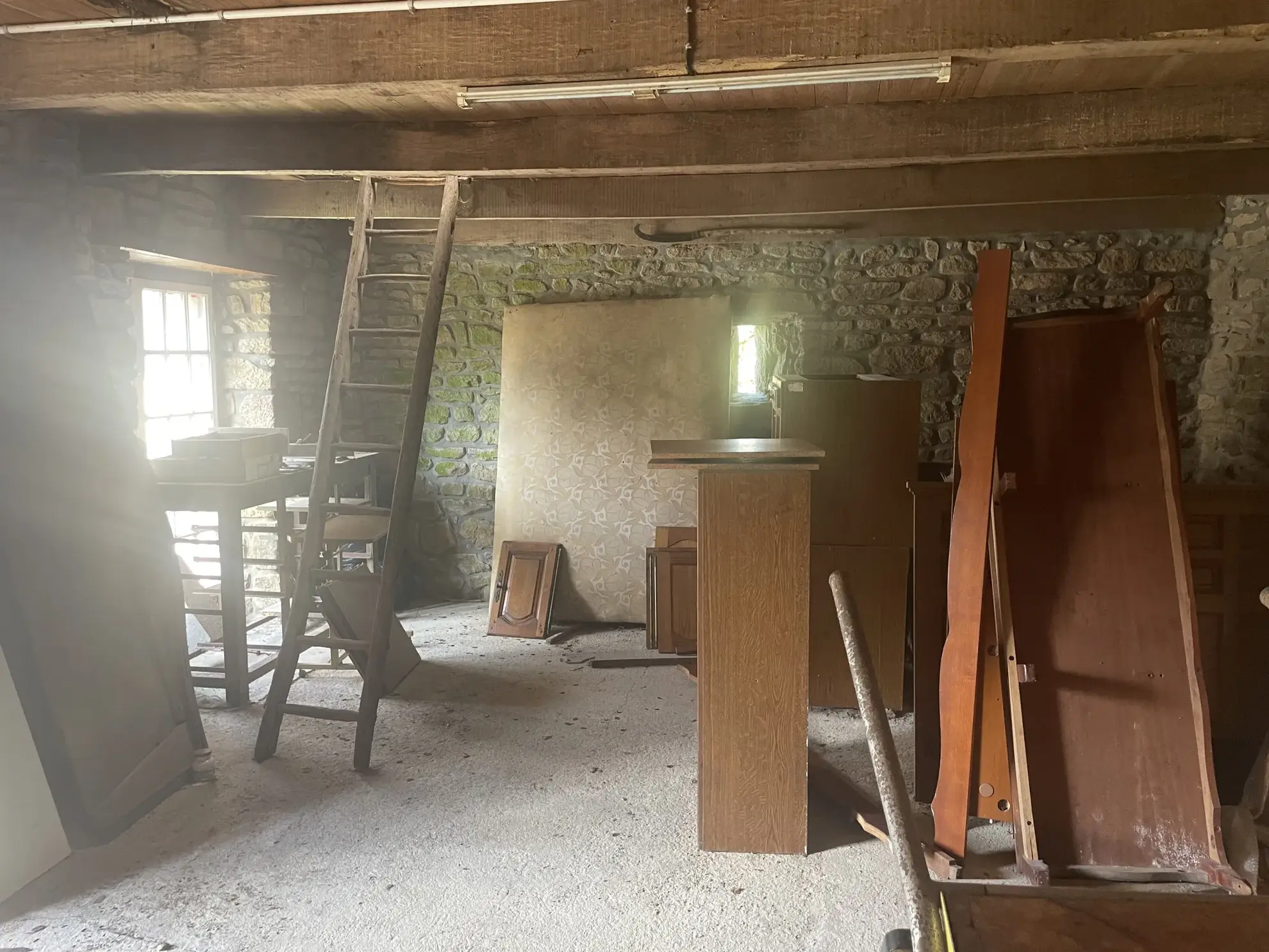 Maison de village à Melrand avec dépendances 