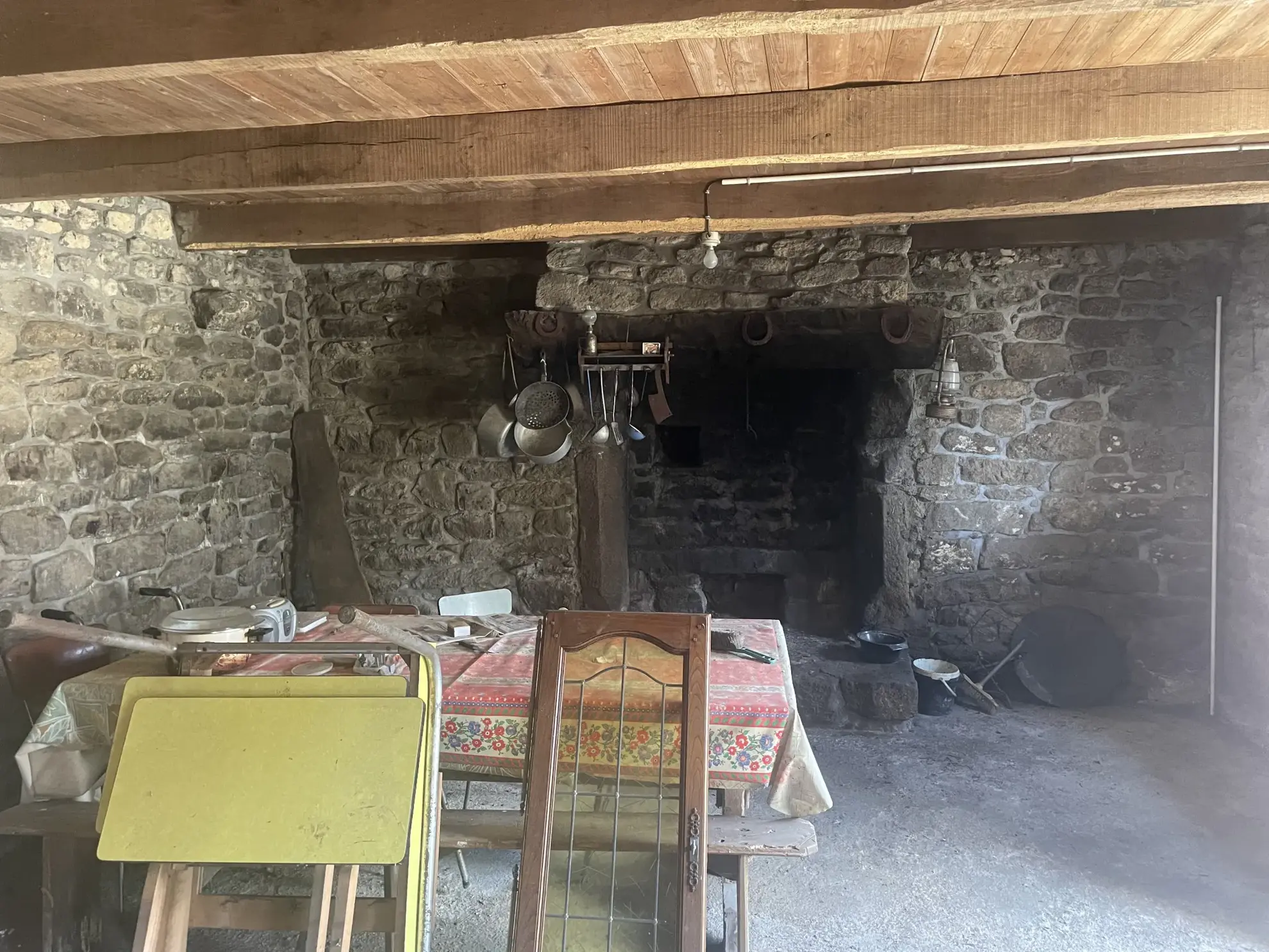 Maison de village à Melrand avec dépendances 
