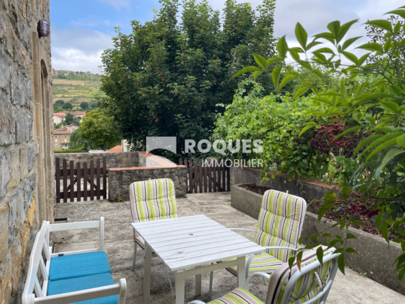 Maison en pierre, 8 pièces, 200 m² à St Georges de Luzencon, proche Millau