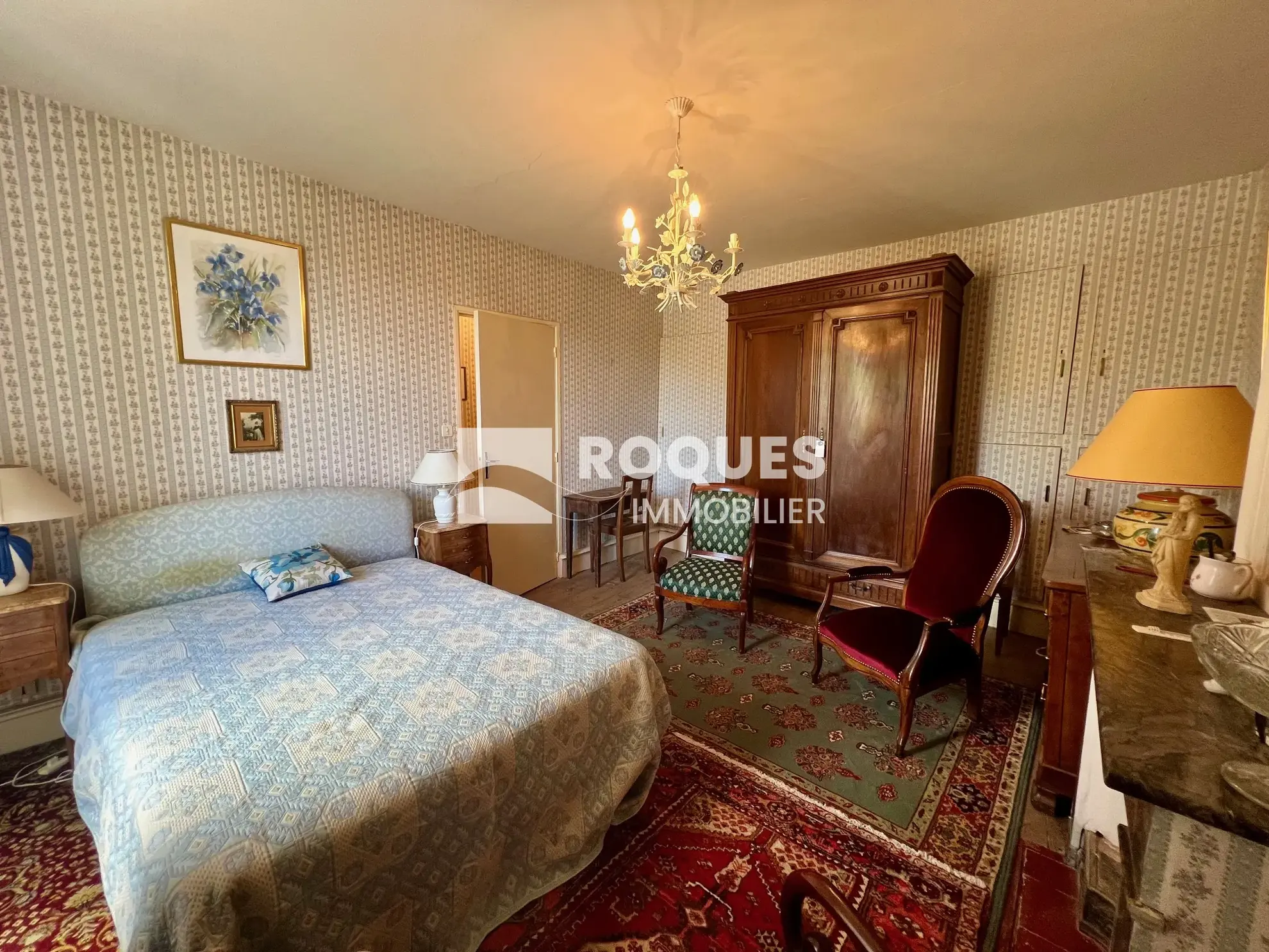 Maison en pierre, 8 pièces, 200 m² à St Georges de Luzencon, proche Millau 