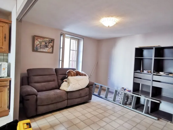 Maison à vendre à Clermont-Ferrand – 2 chambres, 133 500 euros 