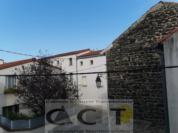 Maison à vendre à Clermont-Ferrand – 2 chambres, 133 500 euros 