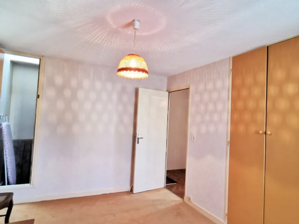 Maison à vendre à Clermont-Ferrand – 2 chambres, 133 500 euros 