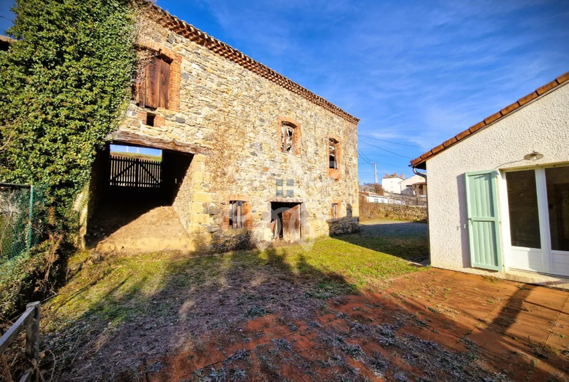 Maison avec accès rivière à Lavoute Chilhac 