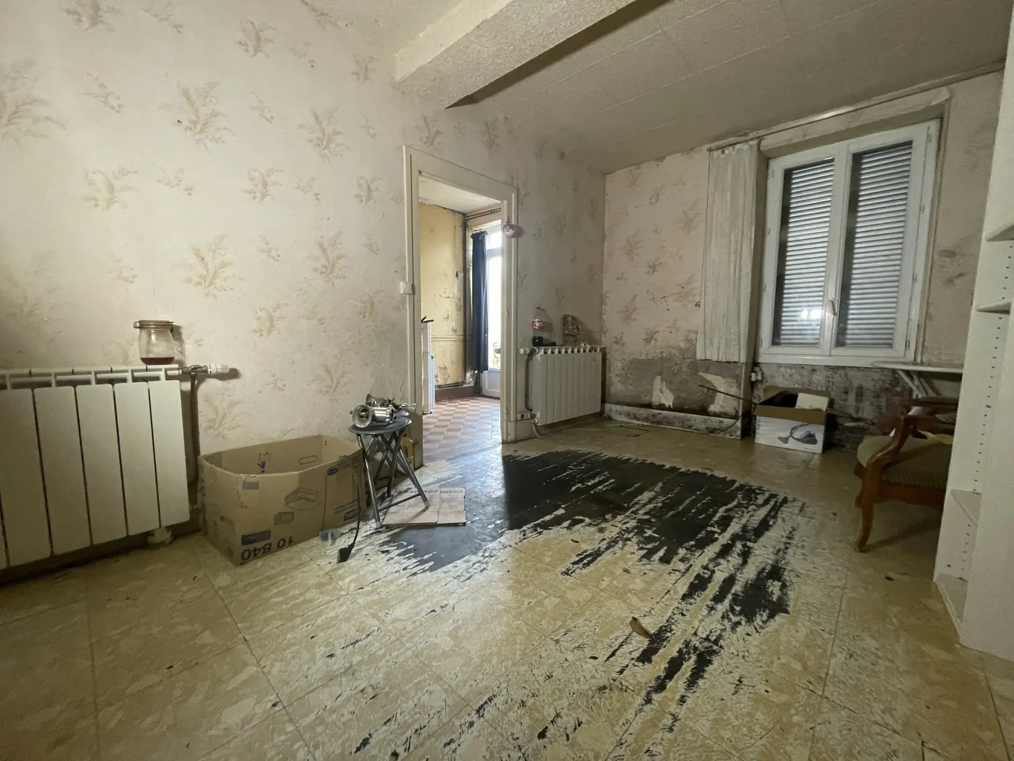 Maison à vendre à Prémery - 35 000 EUR 