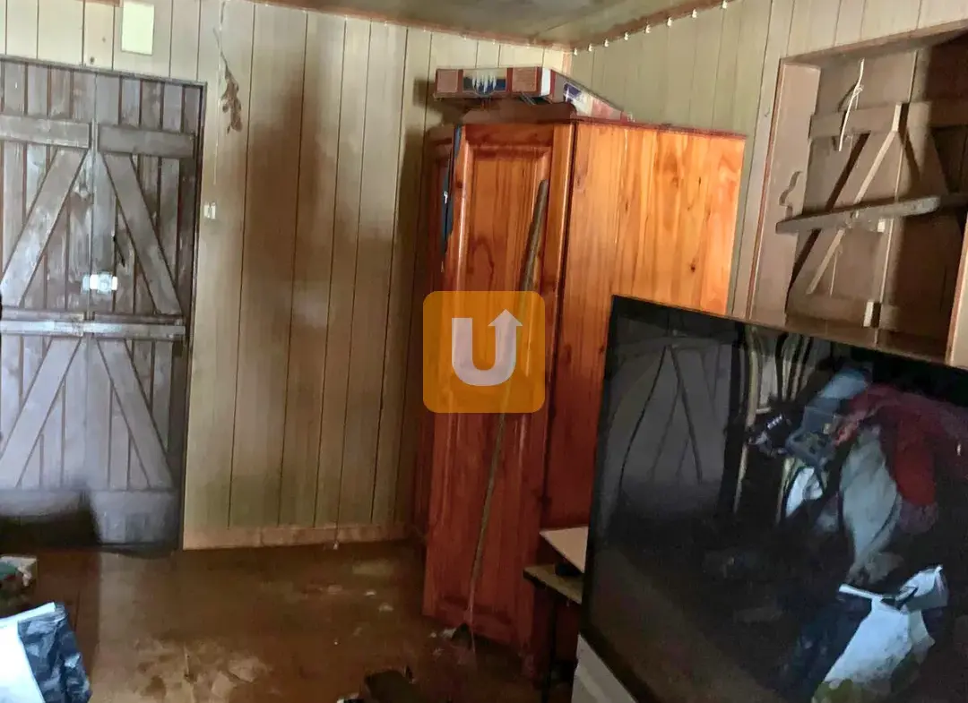 Maison à restructurer sur une parcelle de 819m² dans les bas du Tampon 