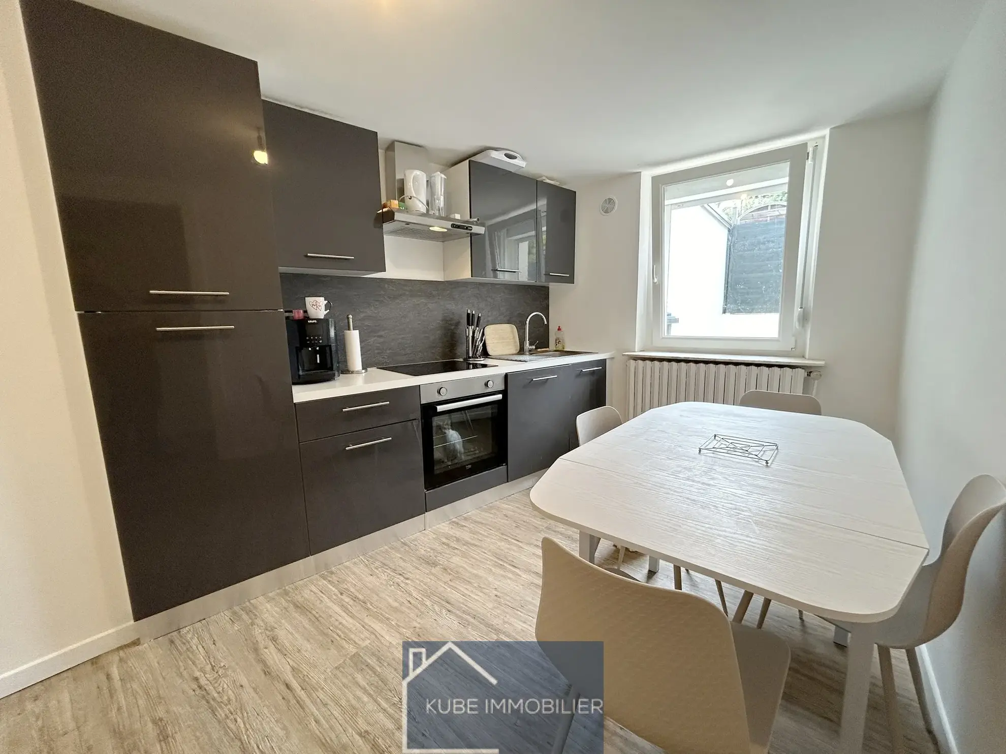 Maison rénovée 3 chambres de 140 m² à Bousse 