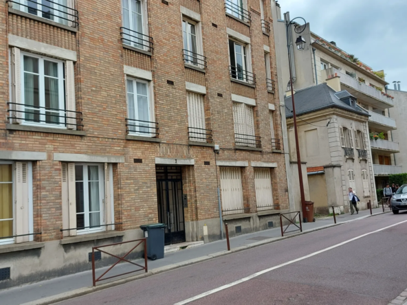 Bel appartement meublé 2 pièces à vendre à Versailles 