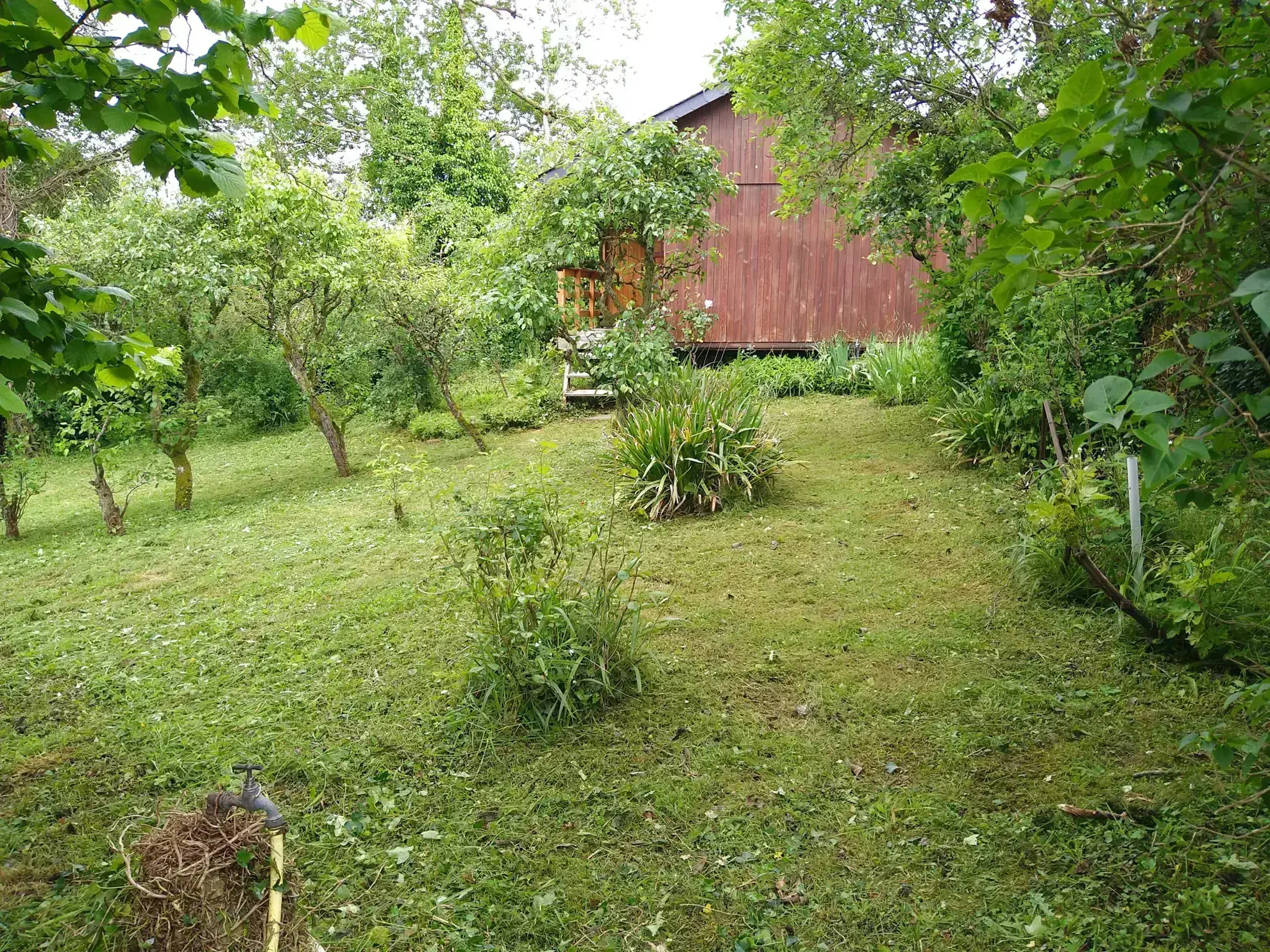 Terrain de loisir de 755 m² avec maisonnette à Sougé-le-Ganelon 