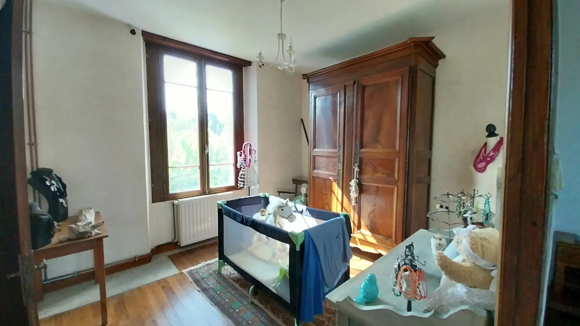 Maison en Pierre avec Piscine à Razac sur L'Isle, 2ha de Terrain 