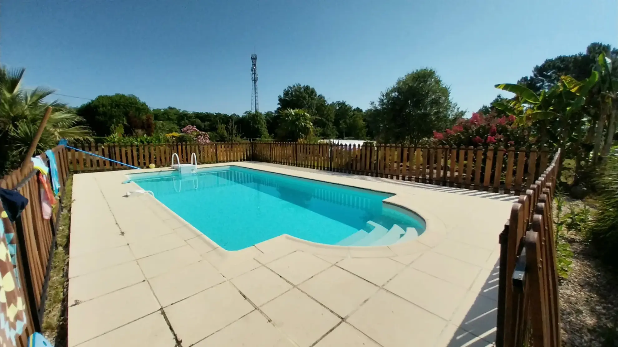 Maison en Pierre avec Piscine à Razac sur L'Isle, 2ha de Terrain 