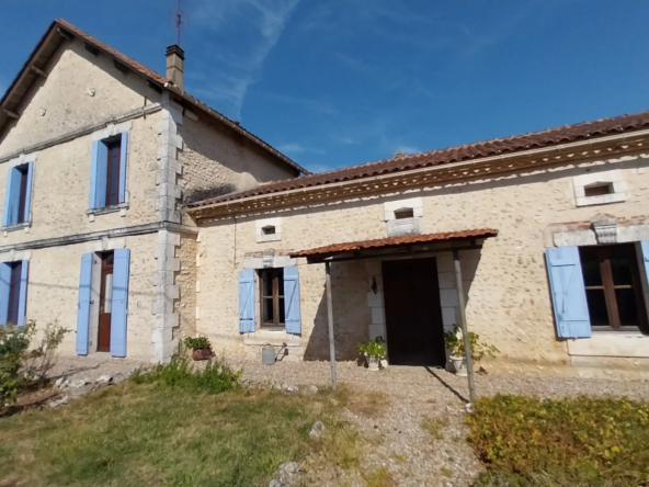 Maison en Pierre avec Piscine à Razac sur L'Isle, 2ha de Terrain