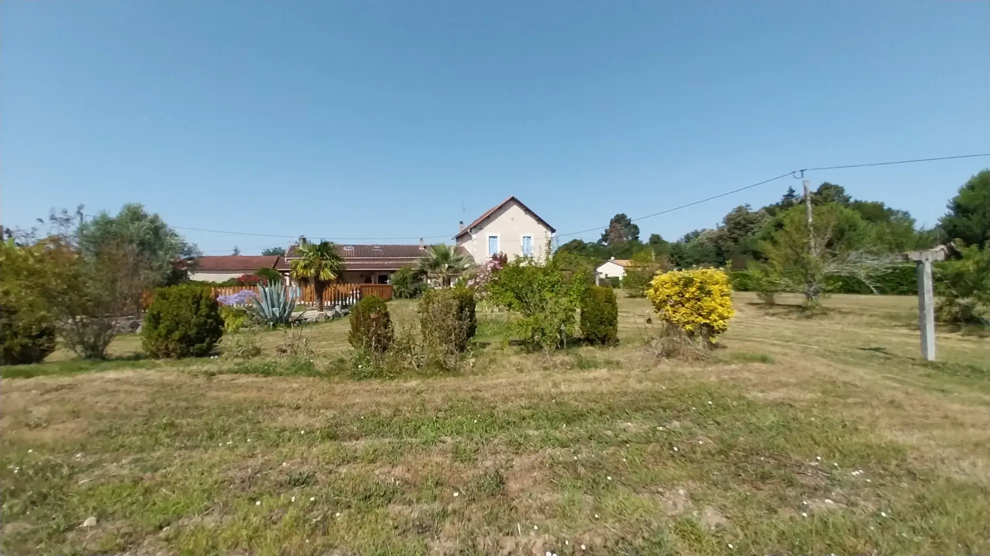 Maison en Pierre avec Piscine à Razac sur L'Isle, 2ha de Terrain 