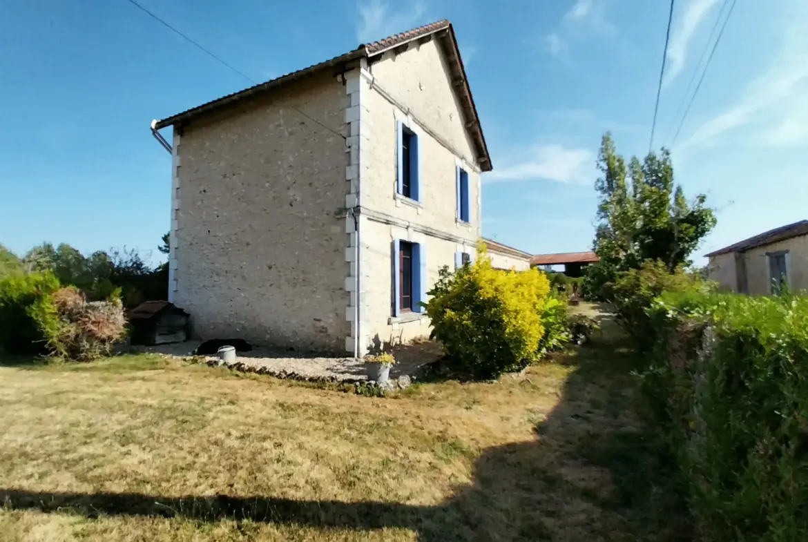 Maison en Pierre avec Piscine à Razac sur L'Isle, 2ha de Terrain 