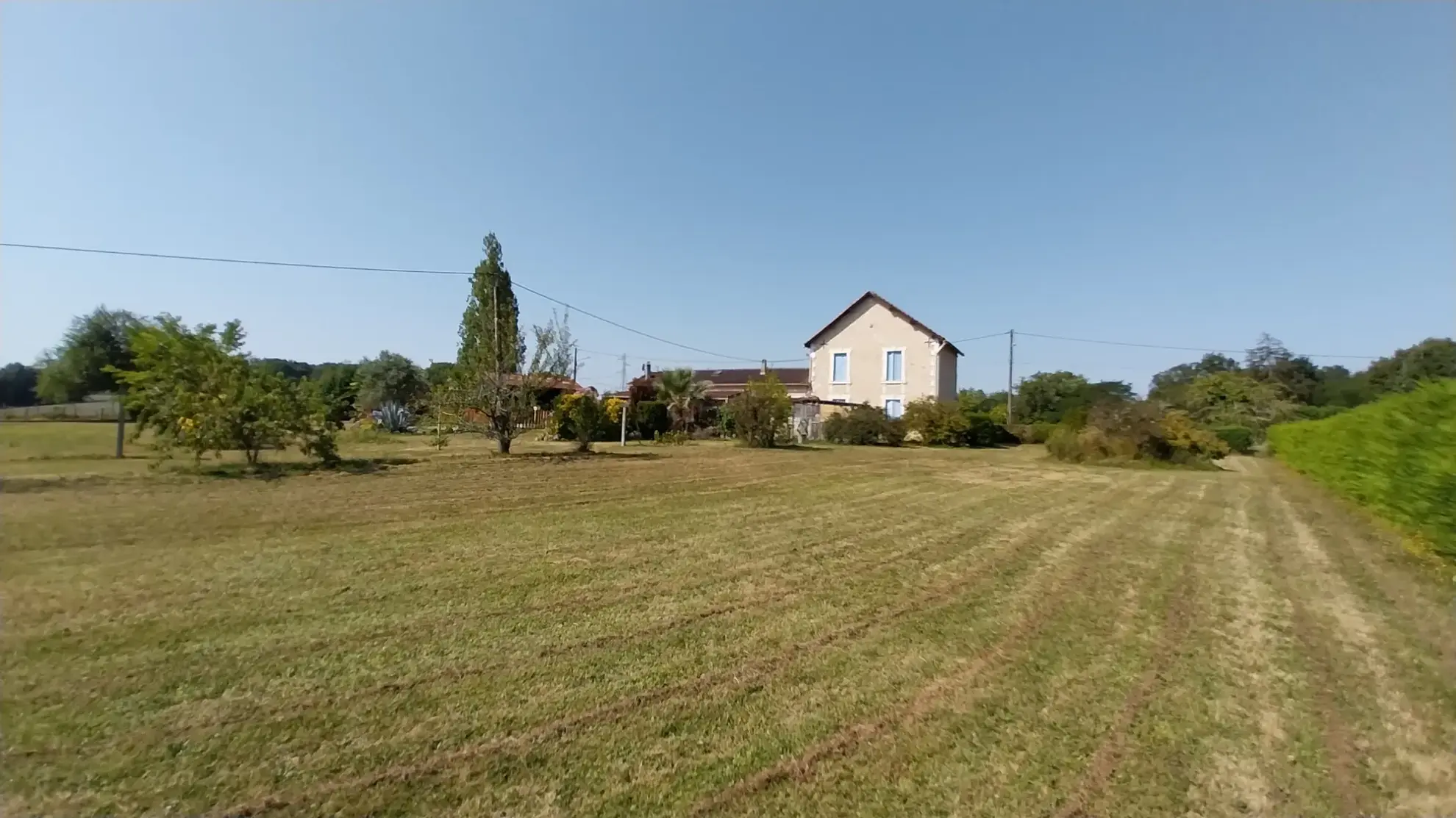 Maison en Pierre avec Piscine à Razac sur L'Isle, 2ha de Terrain 