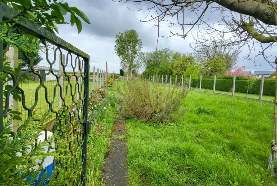Maison 6 pièces principales avec jardin à Saint Savinien 
