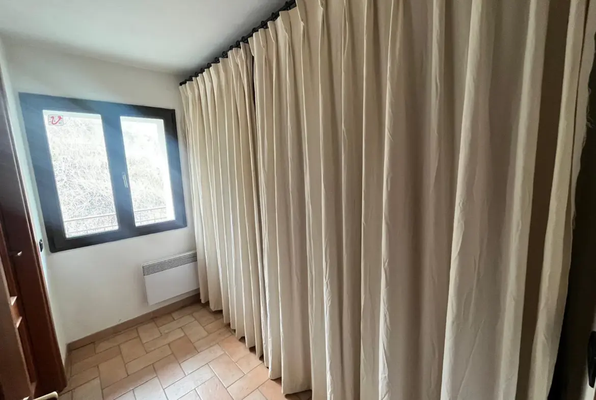 Appartement T3 à vendre à Vievola, Tende pour 128 000 € 