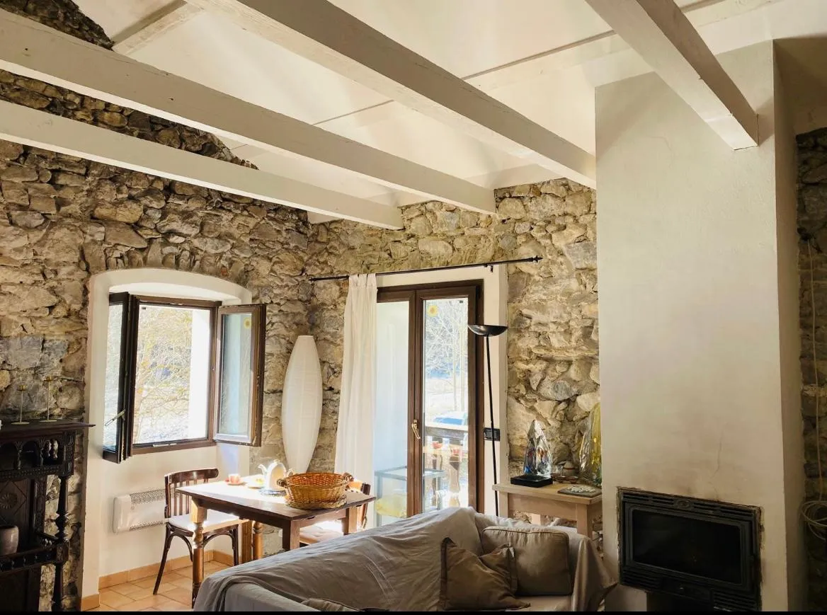 Appartement T3 à vendre à Vievola, Tende pour 128 000 € 
