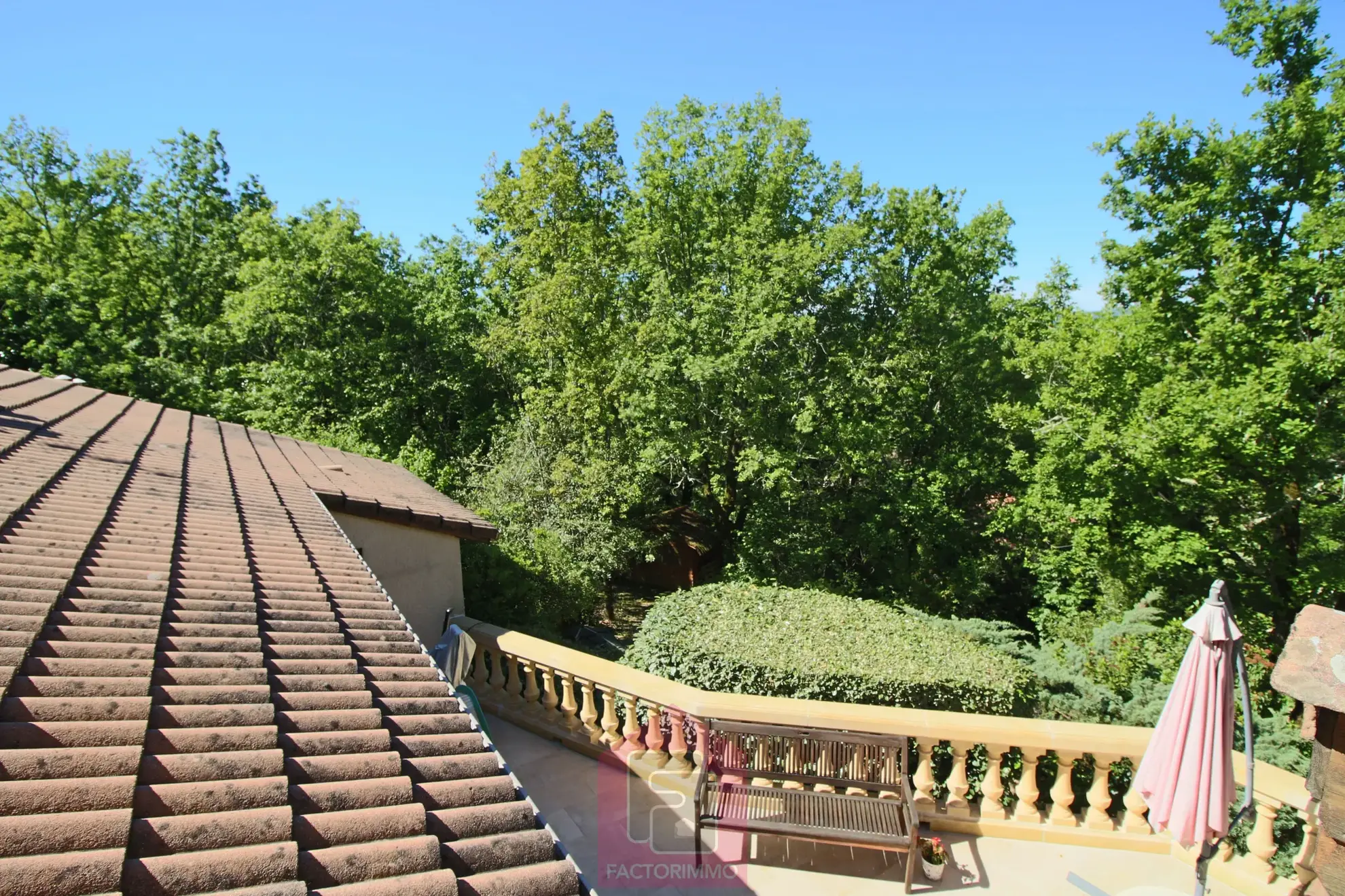 Belle maison spacieuse à vendre à Prayssac 