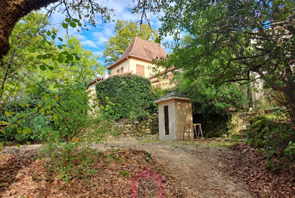 Belle maison spacieuse à vendre à Prayssac 