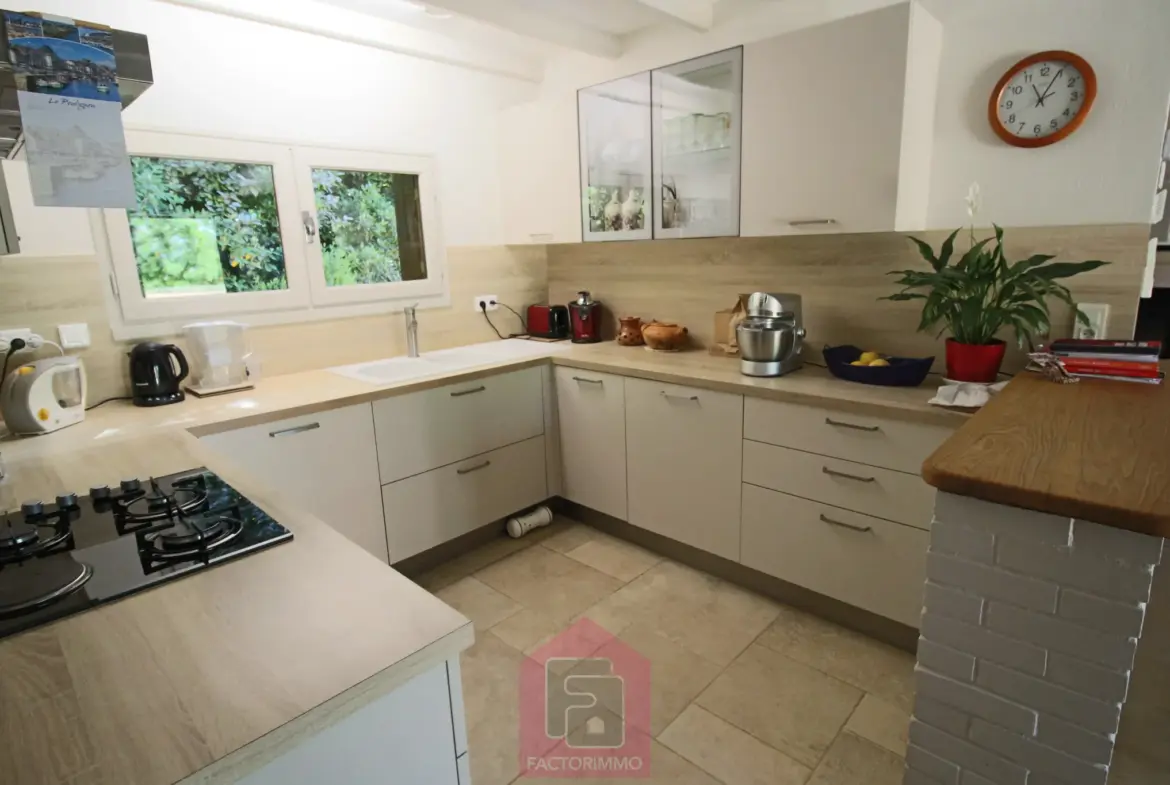Belle maison spacieuse à vendre à Prayssac 
