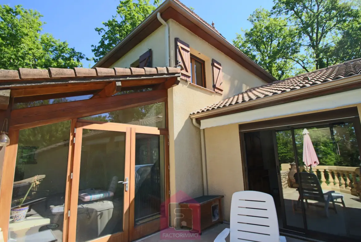 Belle maison spacieuse à vendre à Prayssac 