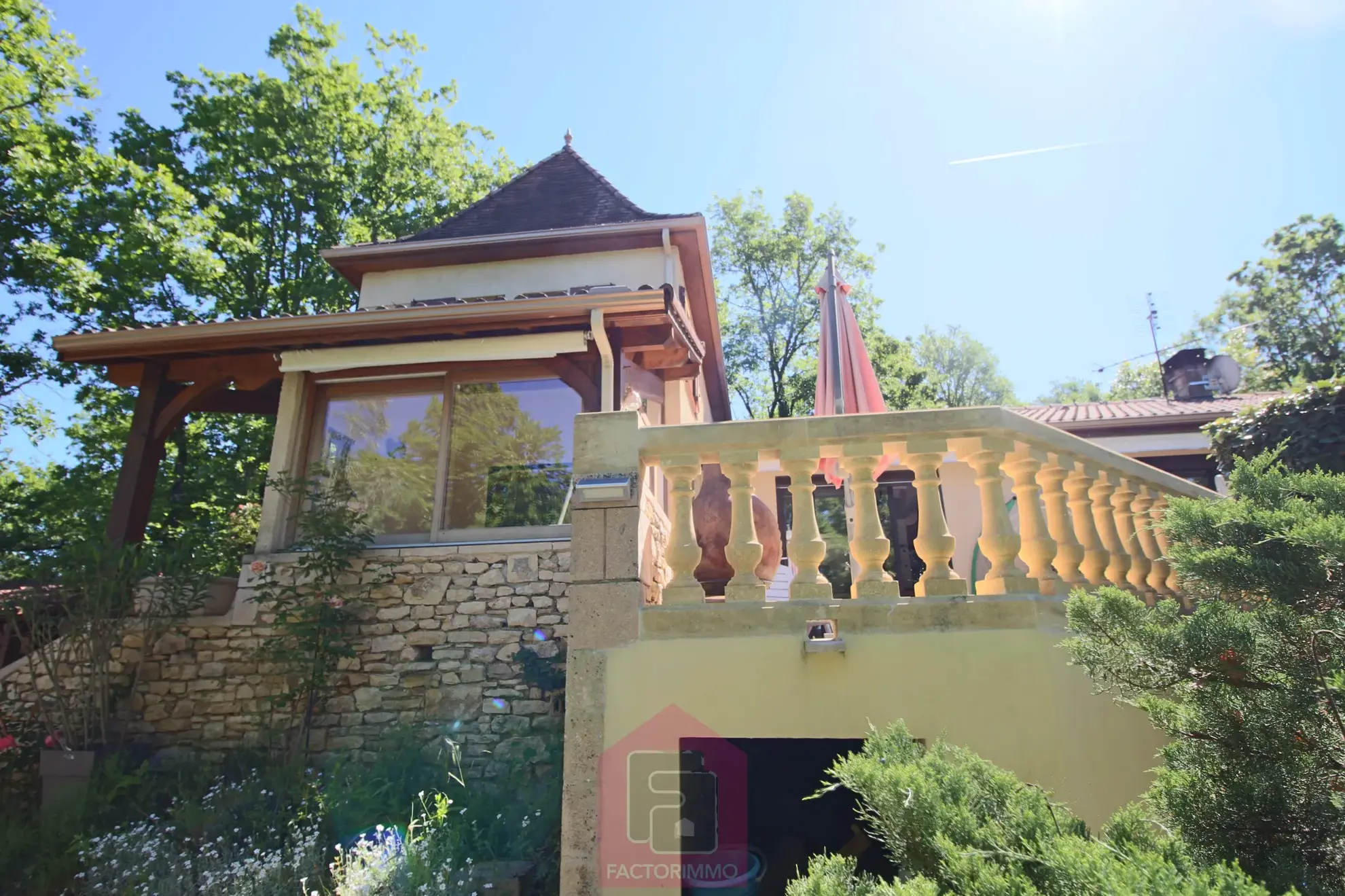 Belle maison spacieuse à vendre à Prayssac 