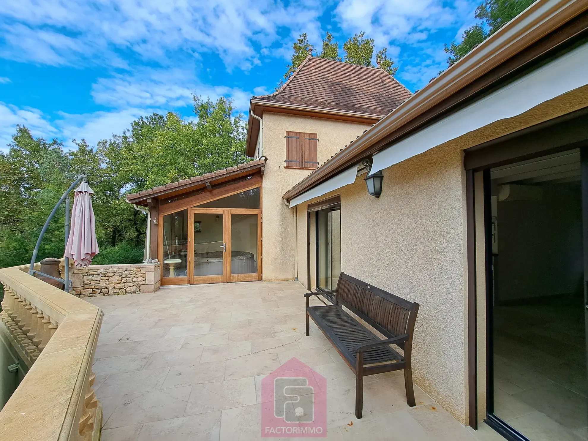 Belle maison spacieuse à vendre à Prayssac 