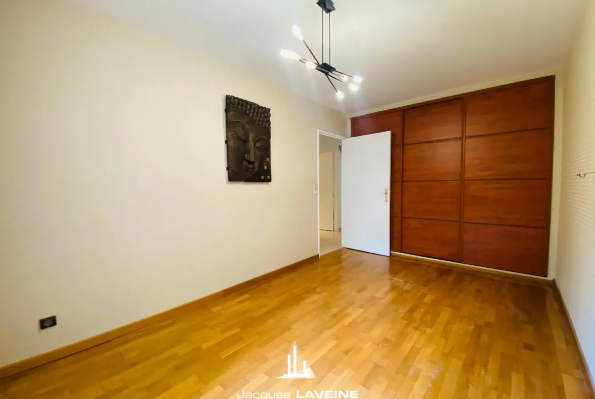 À vendre : Appartement 3 pièces avec garage à Metz Vallières 