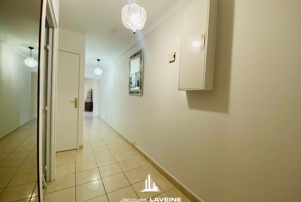 À vendre : Appartement 3 pièces avec garage à Metz Vallières 