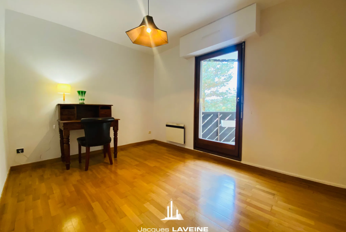 À vendre : Appartement 3 pièces avec garage à Metz Vallières 