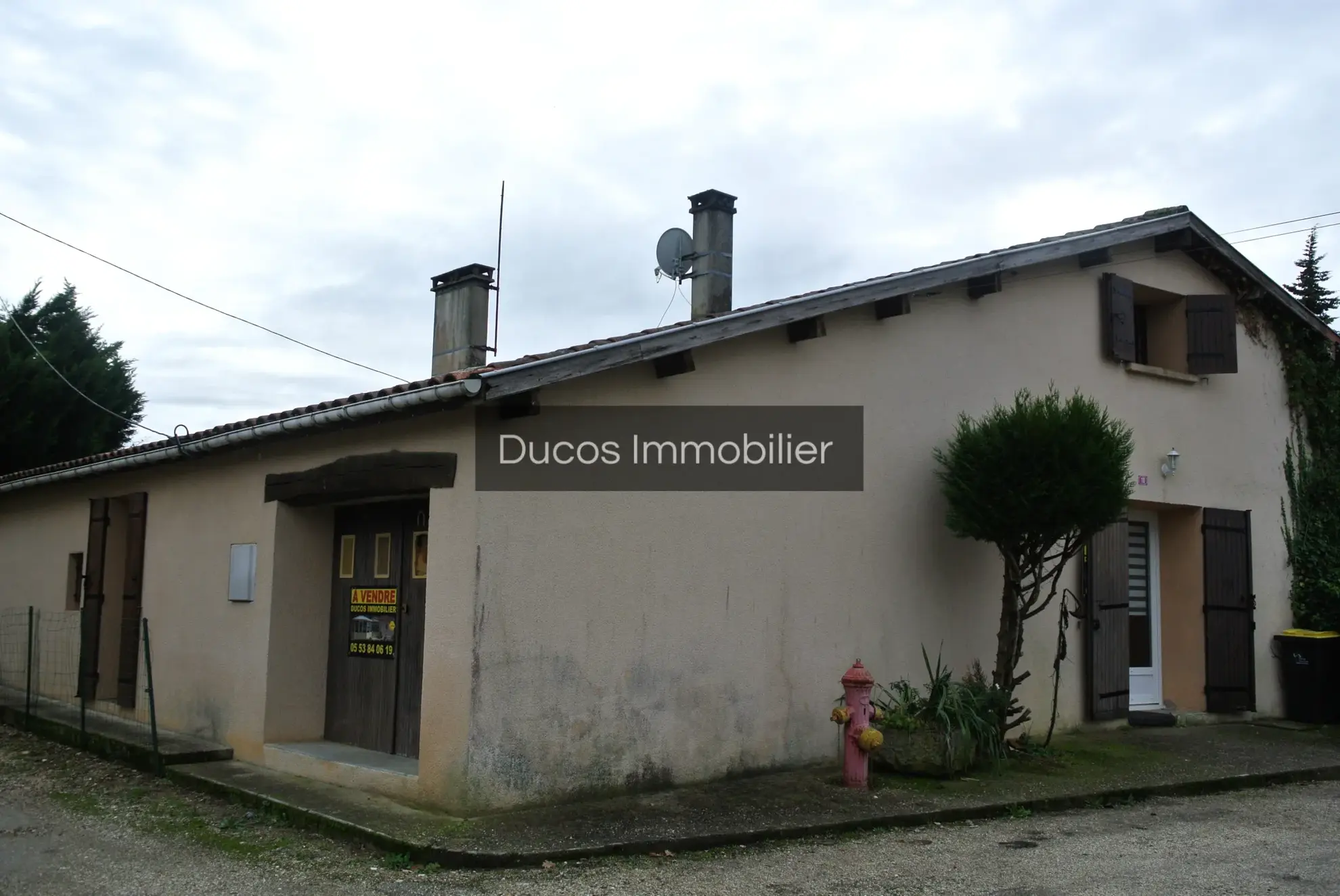 Maison familiale en pierre à Beaupuy, à 5 minutes de Marmande 
