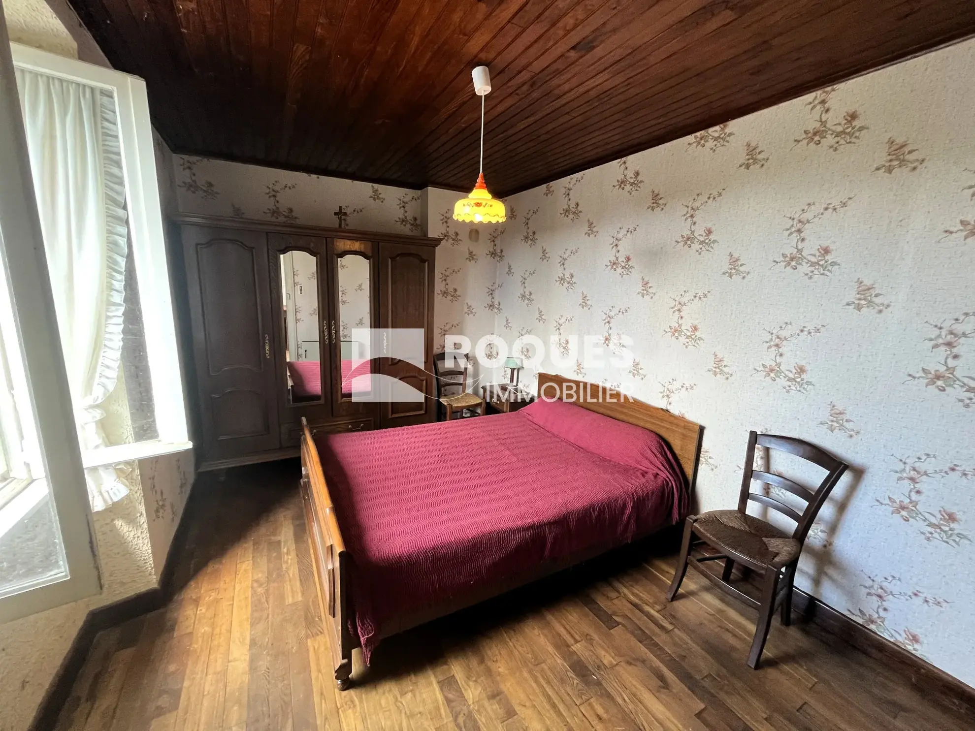 Maison F5 de 120 m² à rénover avec terrasse et jardin à Salle-Curan 