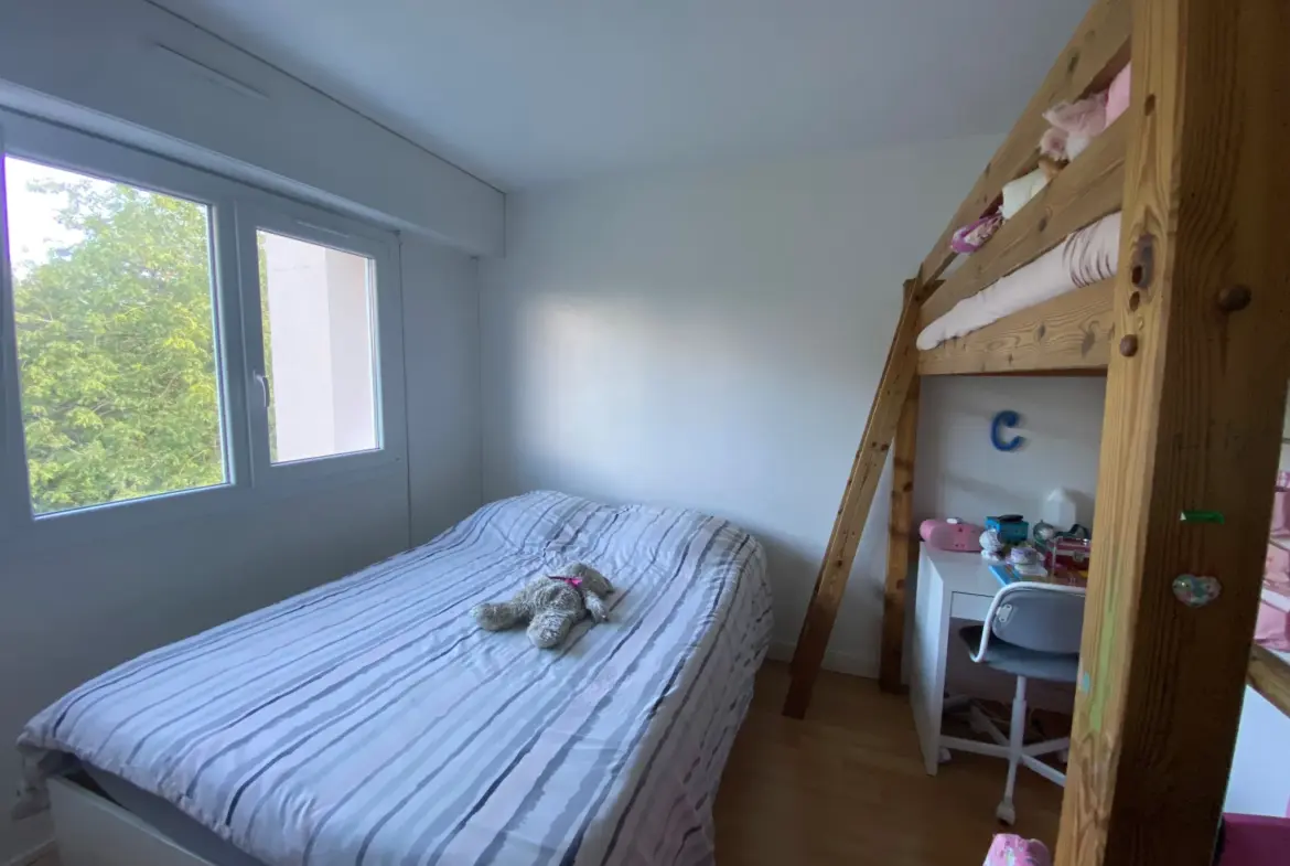 À vendre : Appartement 2 pièces à Evry - 154 000 € 
