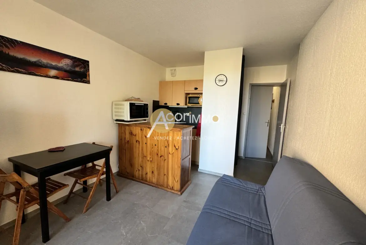 Studio lumineux de 31 m² à Sanary-sur-Mer avec parking 
