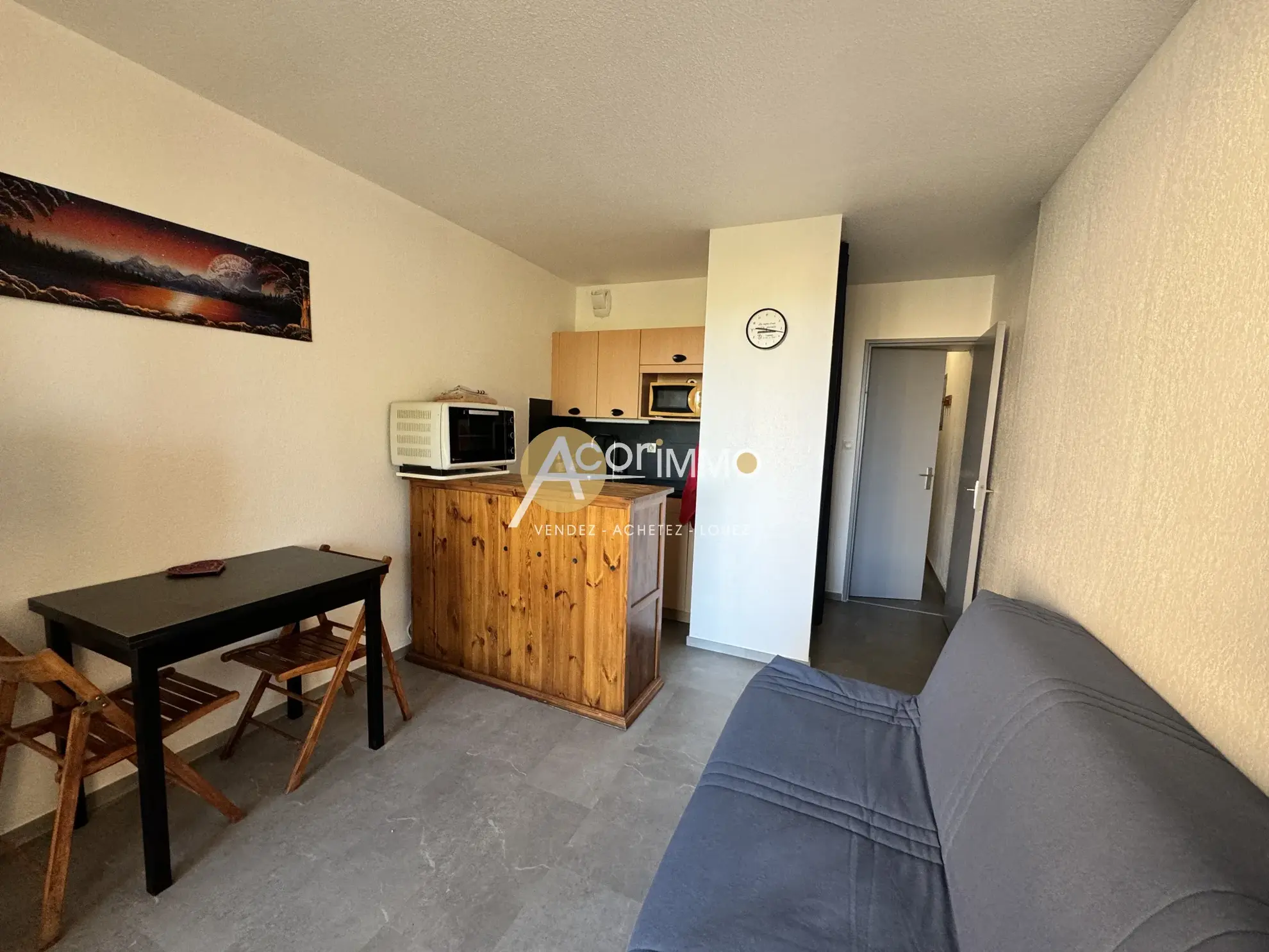 Studio lumineux de 31 m² à Sanary-sur-Mer avec parking 