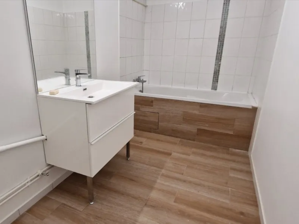 Vente Appartement T2 à Marignane - Rentabilité de Plus de 7% 