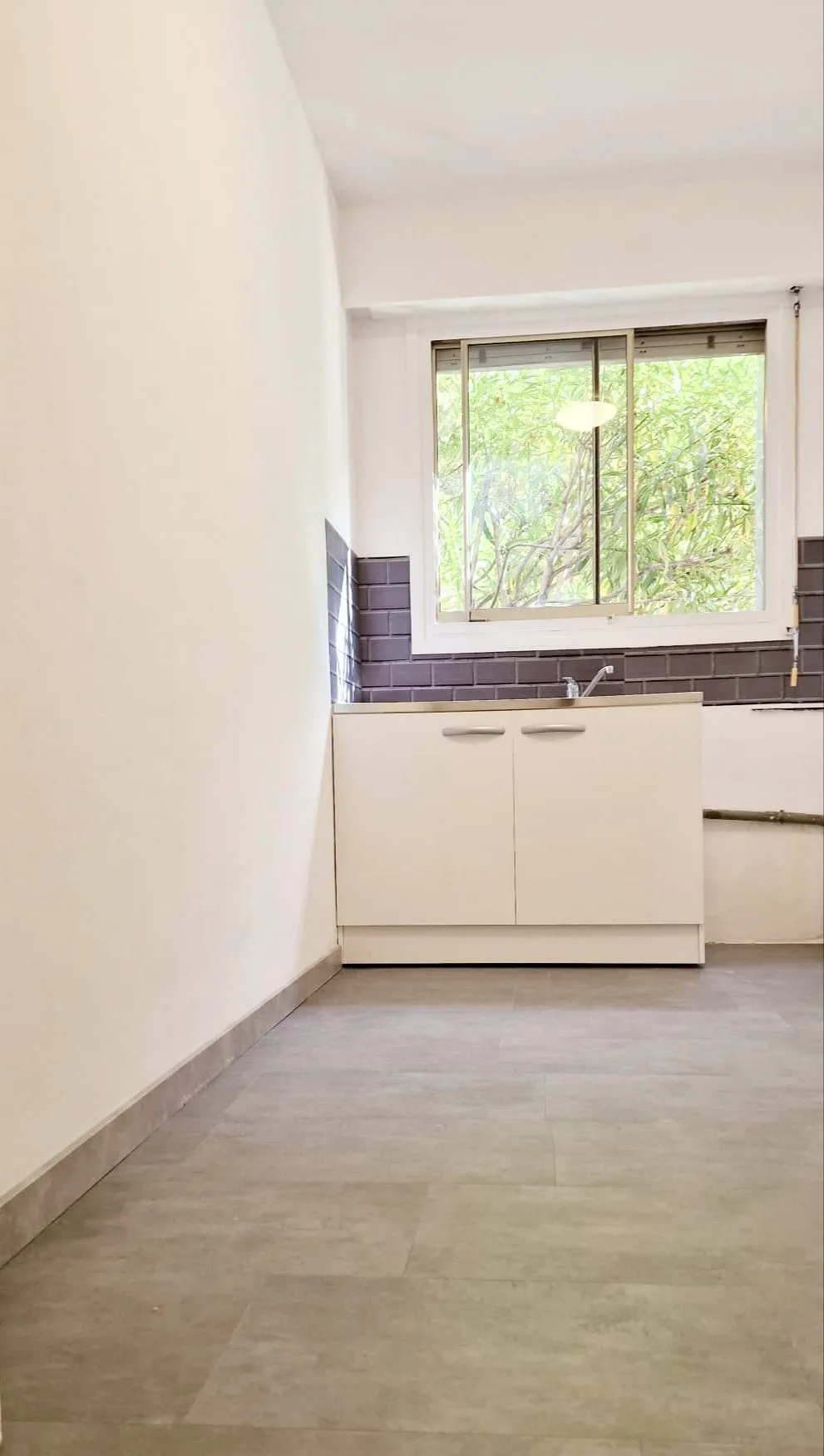 À vendre : Appartement 2 pièces avec balcon à Menton - Jardins Biovès 