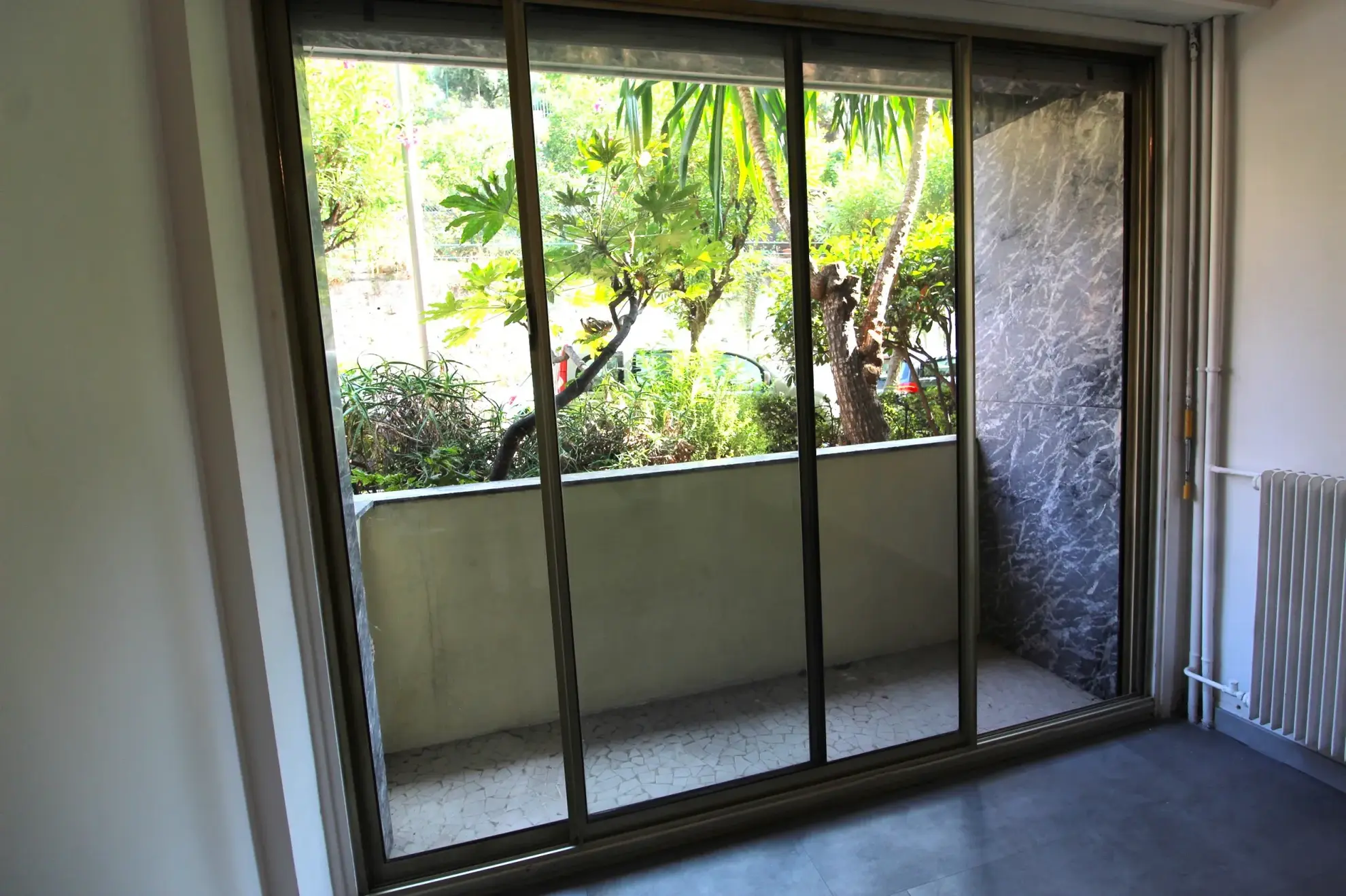 À vendre : Appartement 2 pièces avec balcon à Menton - Jardins Biovès 