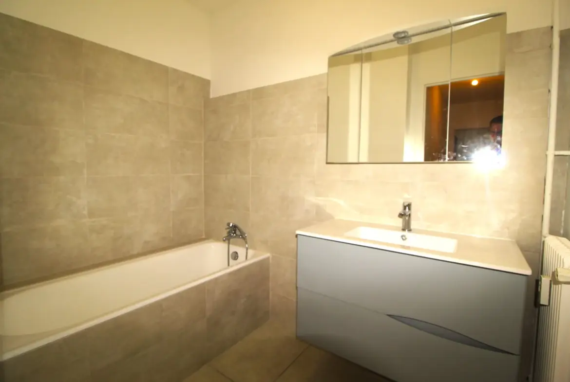 À vendre : Appartement 2 pièces avec balcon à Menton - Jardins Biovès 