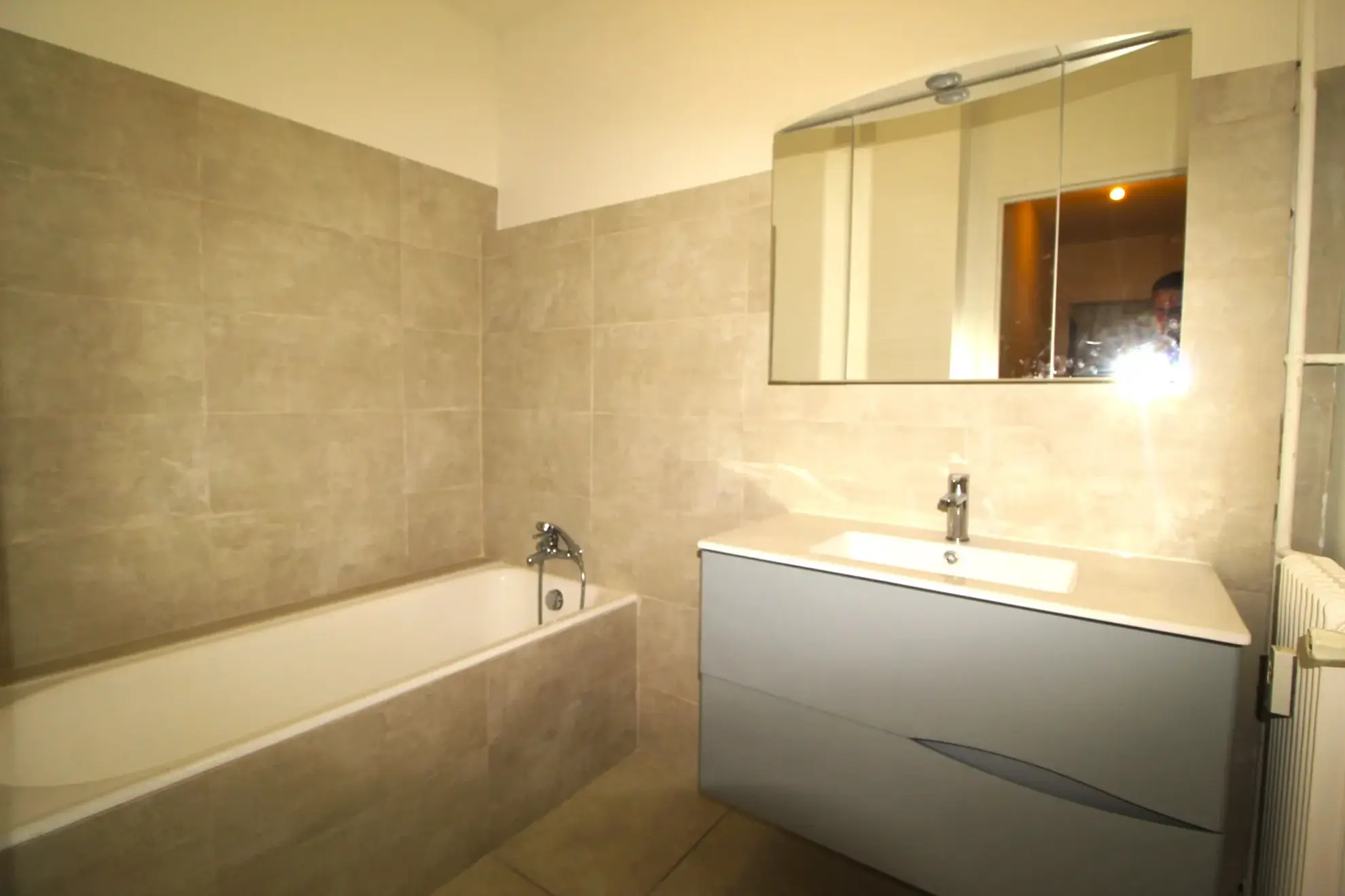 À vendre : Appartement 2 pièces avec balcon à Menton - Jardins Biovès 